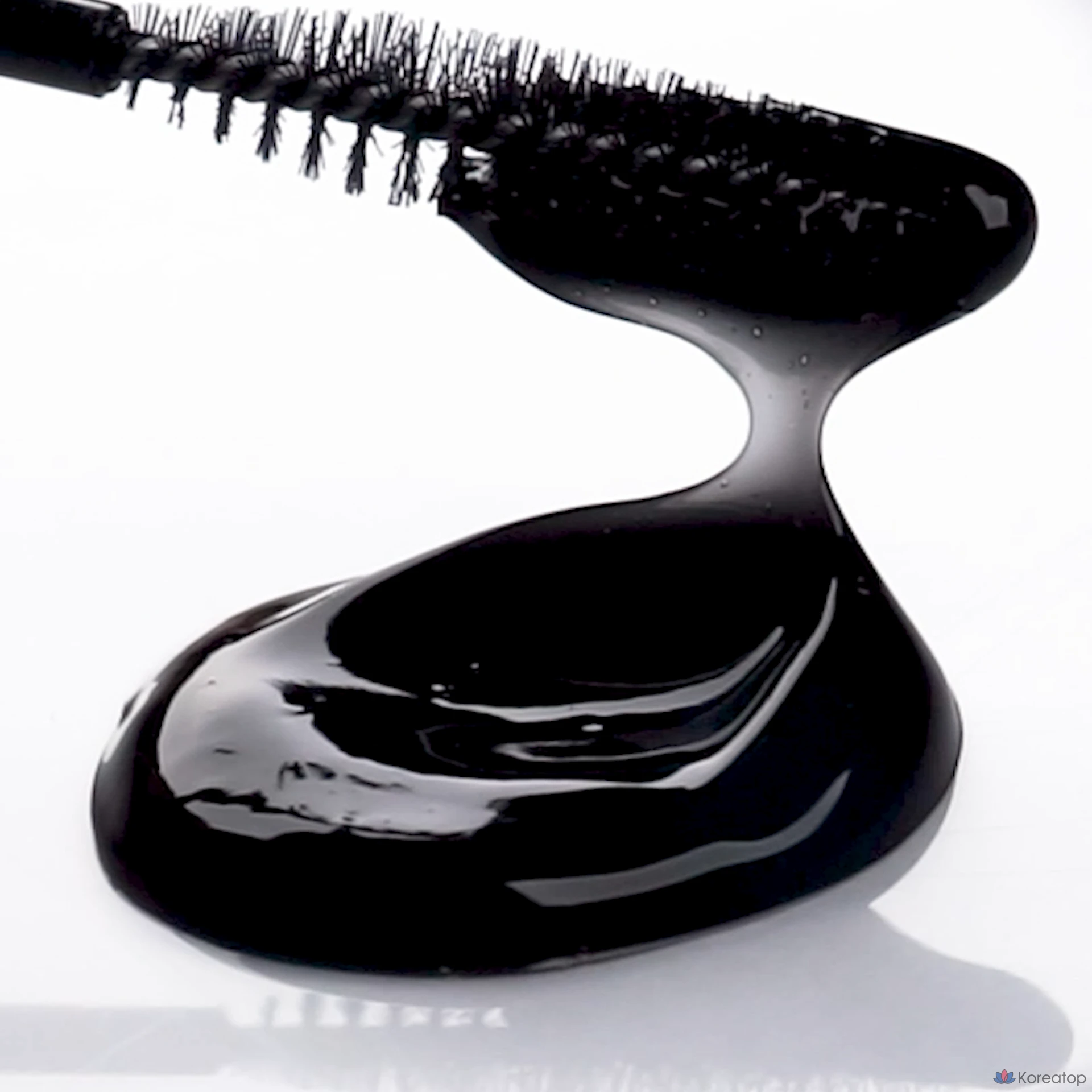 Сыворотка для ресниц Marshique Enriched Lash Serum Black, 7.5 мл, 1 шт.