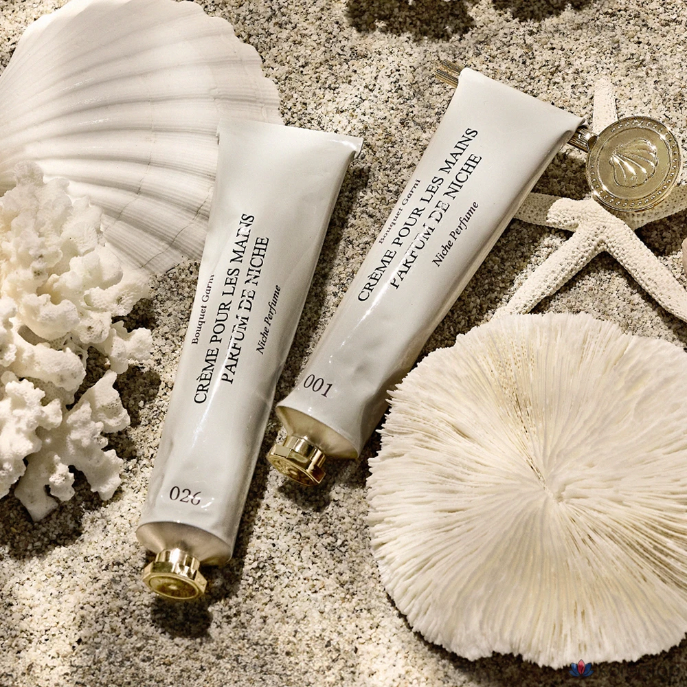 Набор для ухода Bouquet Garni Niche Perfume Hand Cream 001 + Squeezer Set, 50 мл, 1 шт.