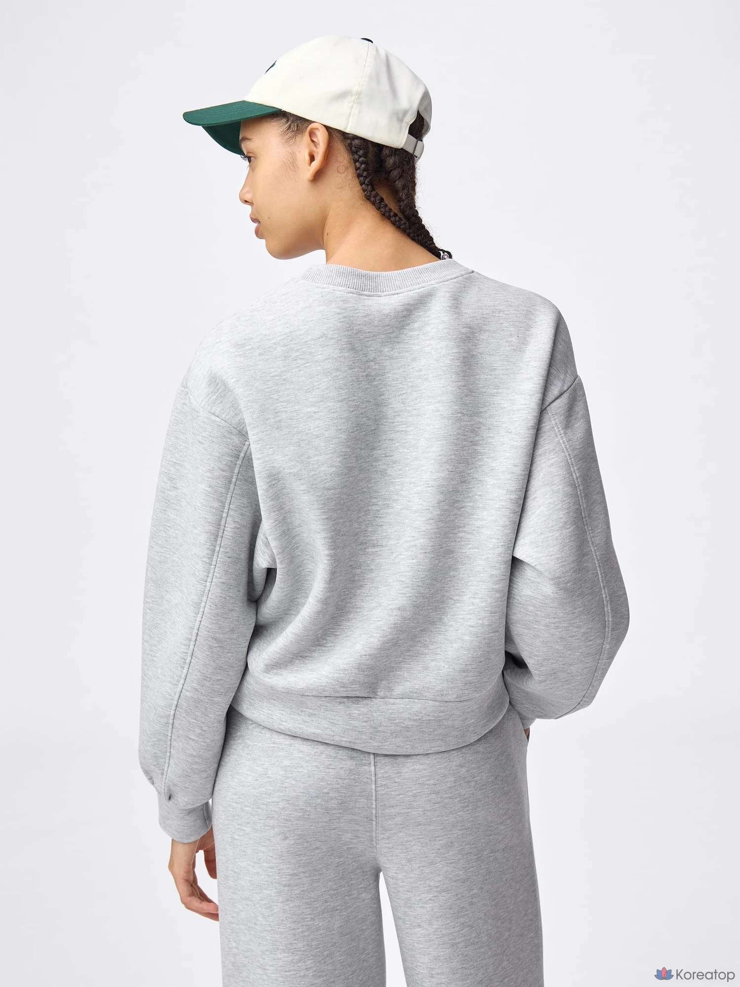 Свитшот Uniqlo Puff Sweatshirt