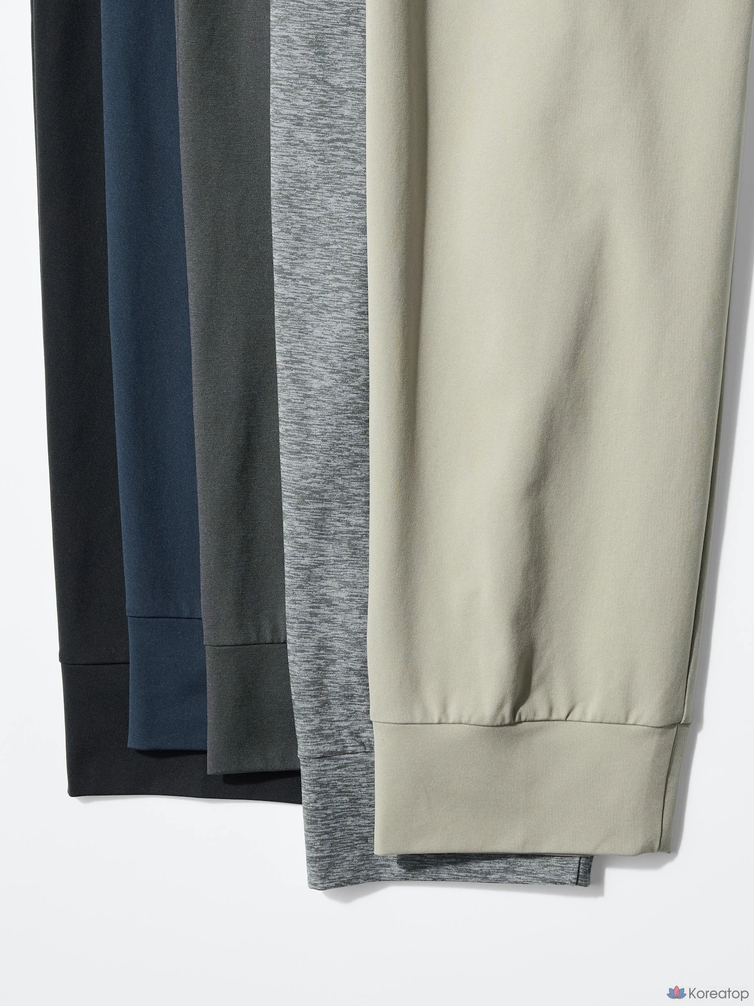 Брюки Uniqlo Ultra Stretch Active Jogger Pants, длина ноги 69–75 см, длинные