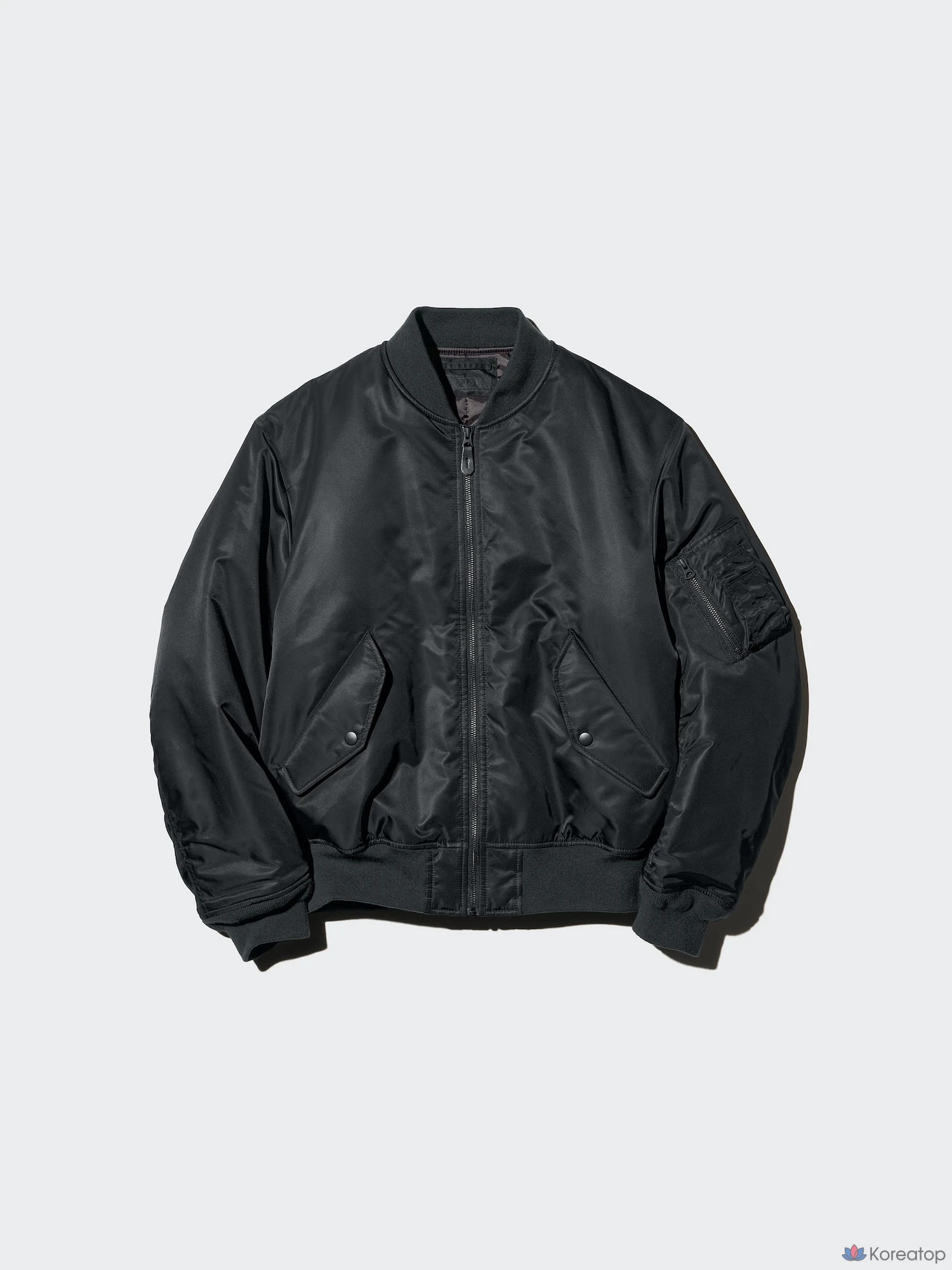 Бомбер Uniqlo MA-1 Blouson