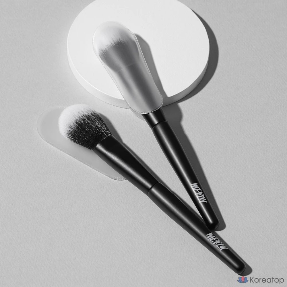 Кисть для румян MERZY Point Blusher Brush, 1 шт.