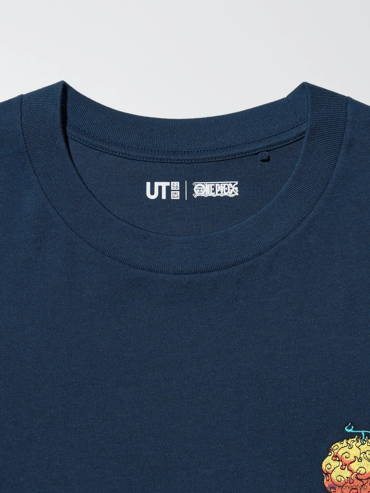 Футболка Uniqlo ONE PIECE UT Graphic T B