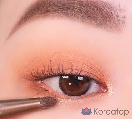 Кисть для макияжа глаз Too Cool For School Artist Vegan Eye Detail Brush, 1 шт.