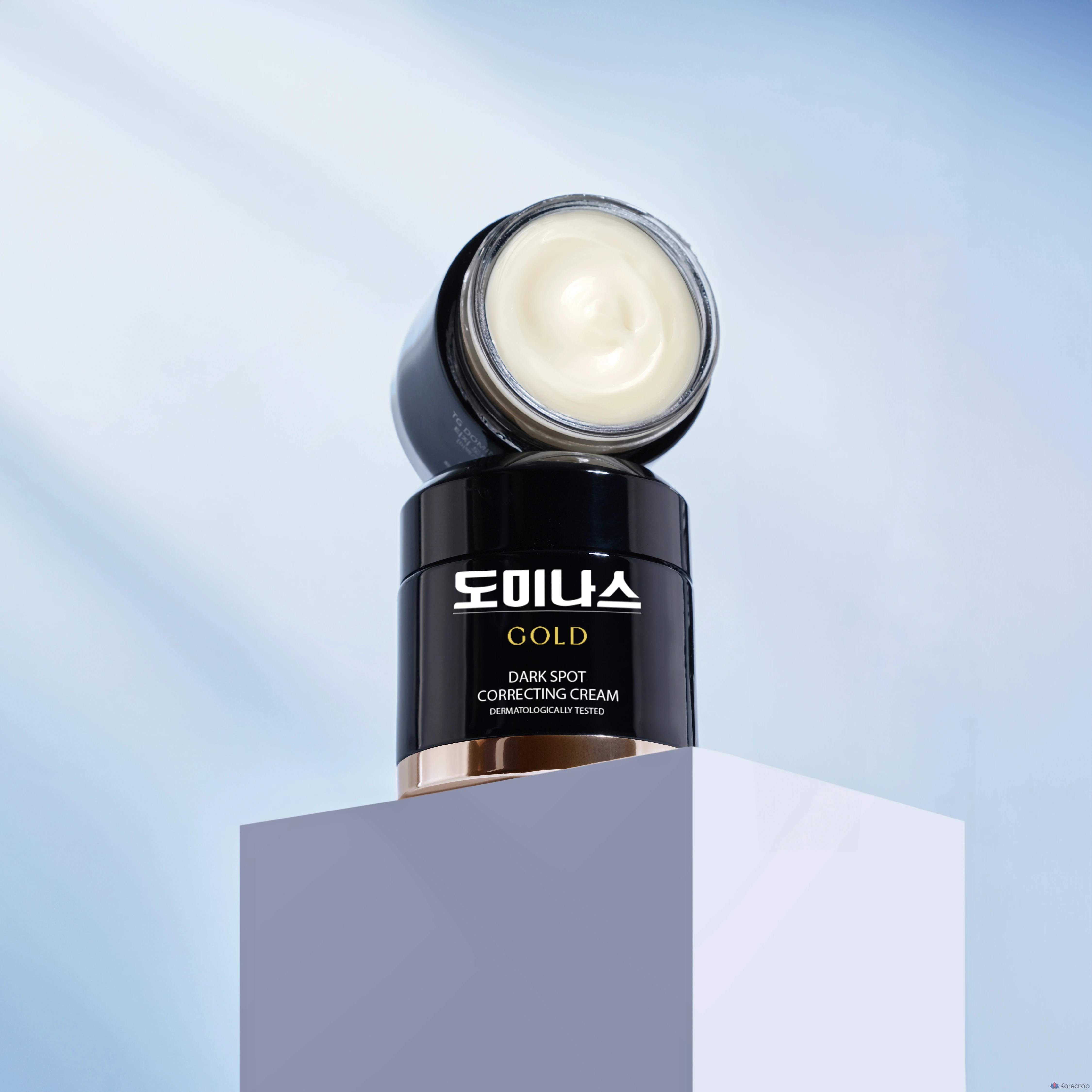 Крем Dominas Dark Spot Correcting Gold Cream, 45 г, 1 шт.