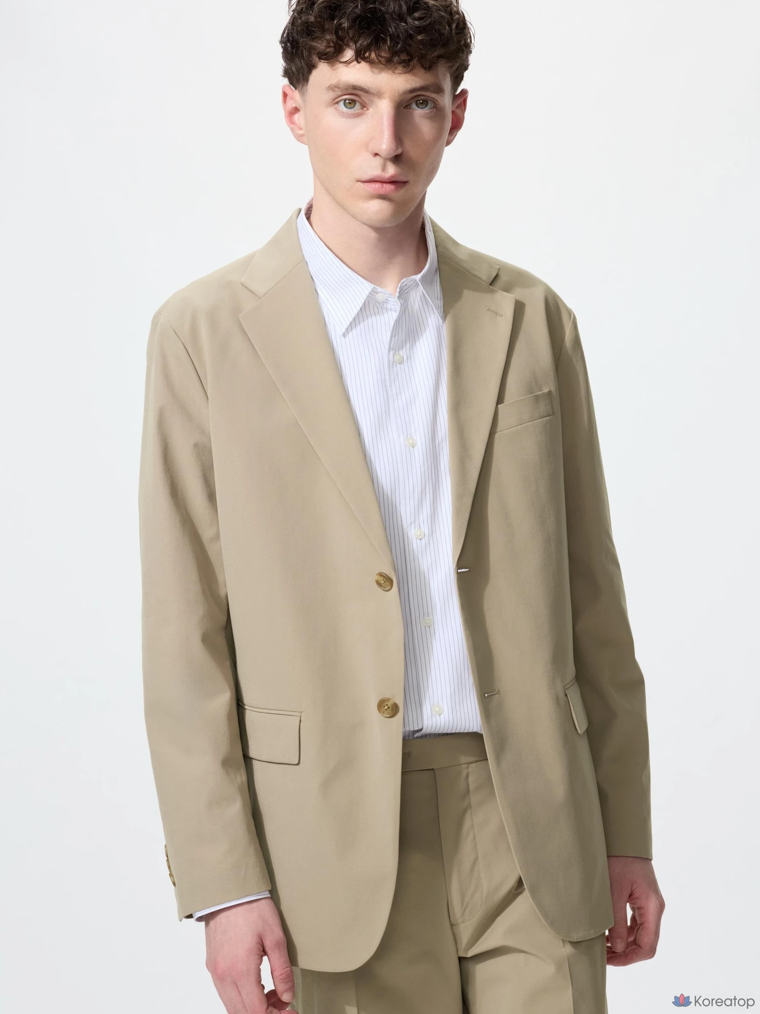 Куртка Uniqlo Gamtan Light Jacket