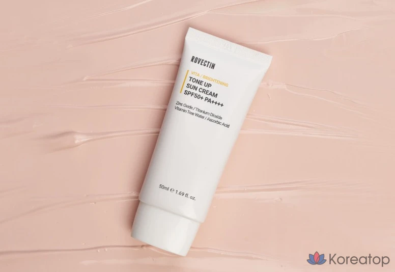 Солнцезащитный крем Rovectin Vita Tone-up Sun Cream SPF50+ PA++++, 50 мл, 1 шт.