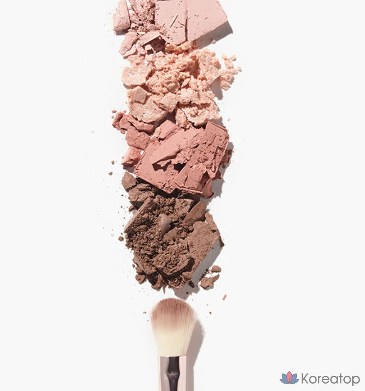 Палитра теней для век Banila Co Viva Vanilla Mood On Eye Palette, оттенок 05 Mute Mind, 1 шт.