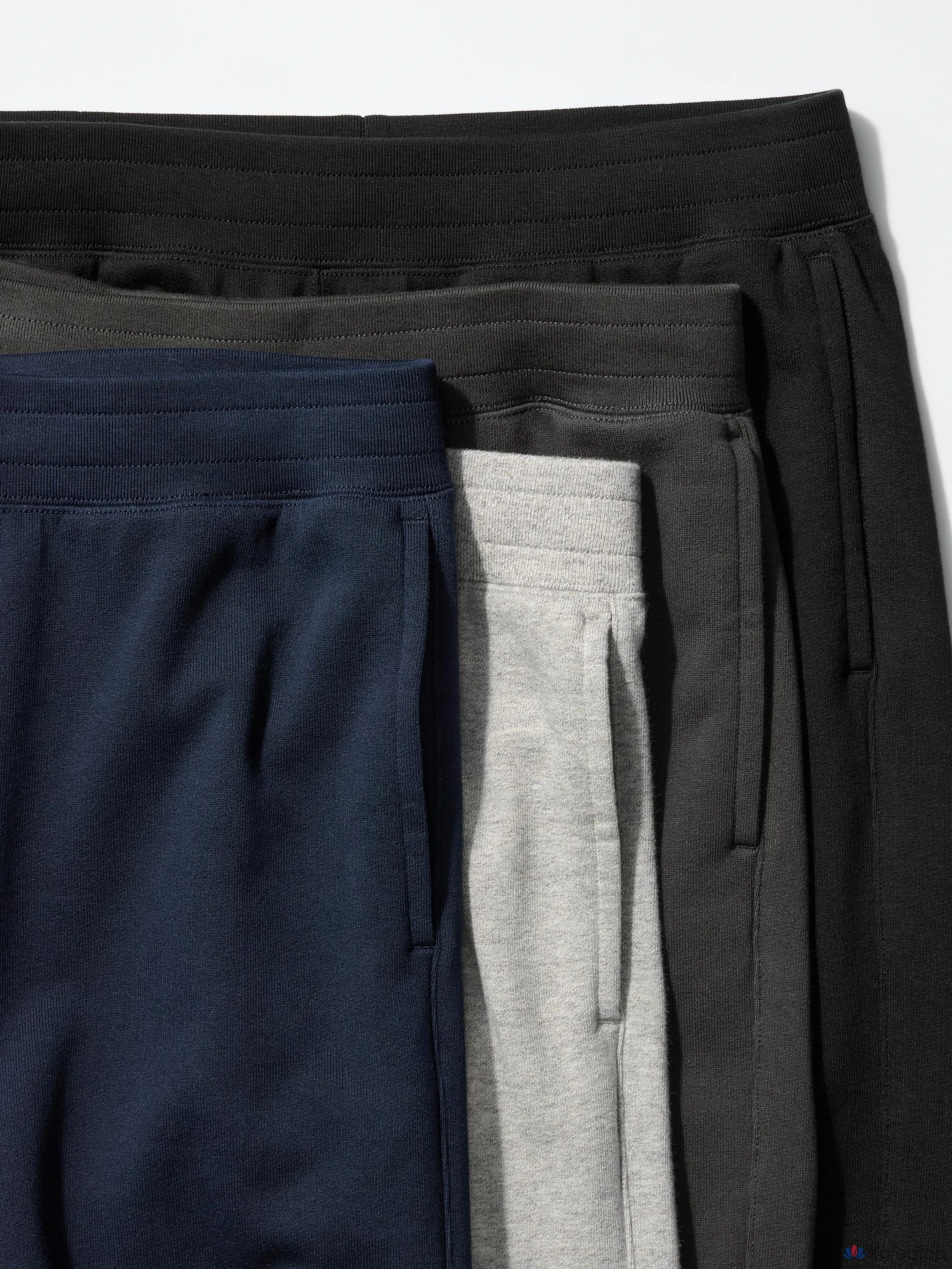 Спортивные брюки Uniqlo, длина штанины 65–71 см