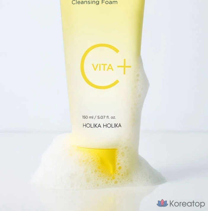 Очищающая пенка Holika Holika Gold Kiwi Vita C+ Brightening Cleansing Foam, 150 мл, 1 шт.
