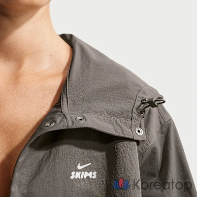 Парка женская Nike Skims Crunch Nylon Hooded Parka, фото 6