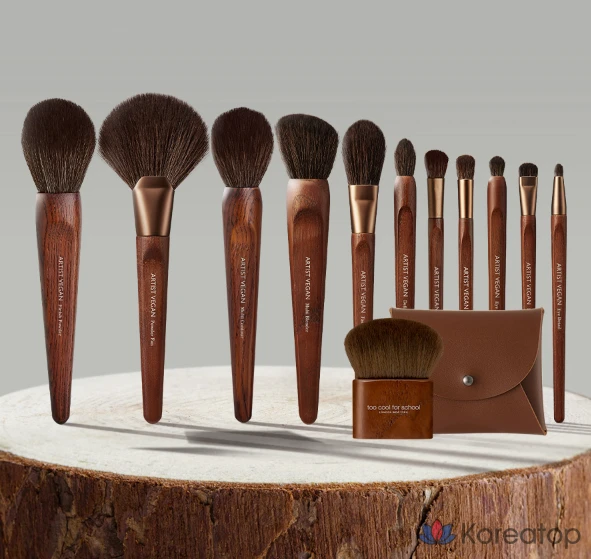 Кисть для лица Too Cool For School Artist Vegan Face Point Brush, смешанный цвет, 1 шт.