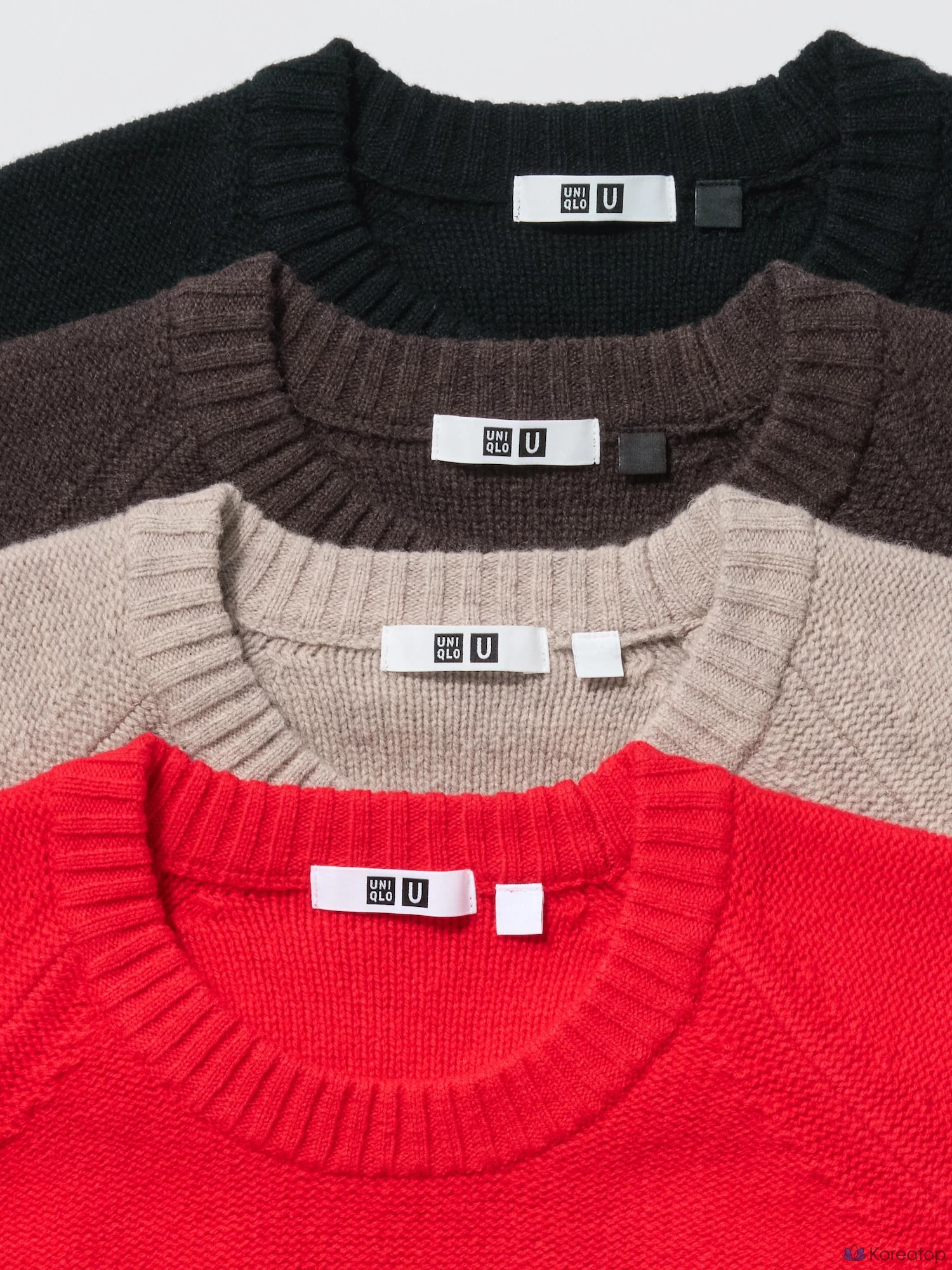 Свитер Uniqlo Lambswool Crew Neck Sweater