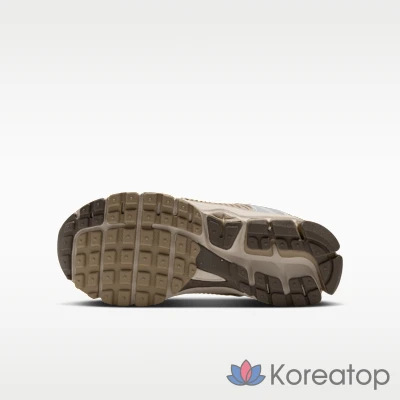 Кроссовки мужские Nike Zoom Vomero 5 SE SP, фото 2