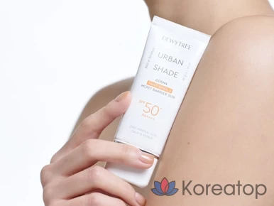Солнцезащитный крем Dewytree Urban Shade Derma Panthenol 5 Moisture Barrier Sun Cream SPF50+ PA++++, 40 мл, 1 шт.