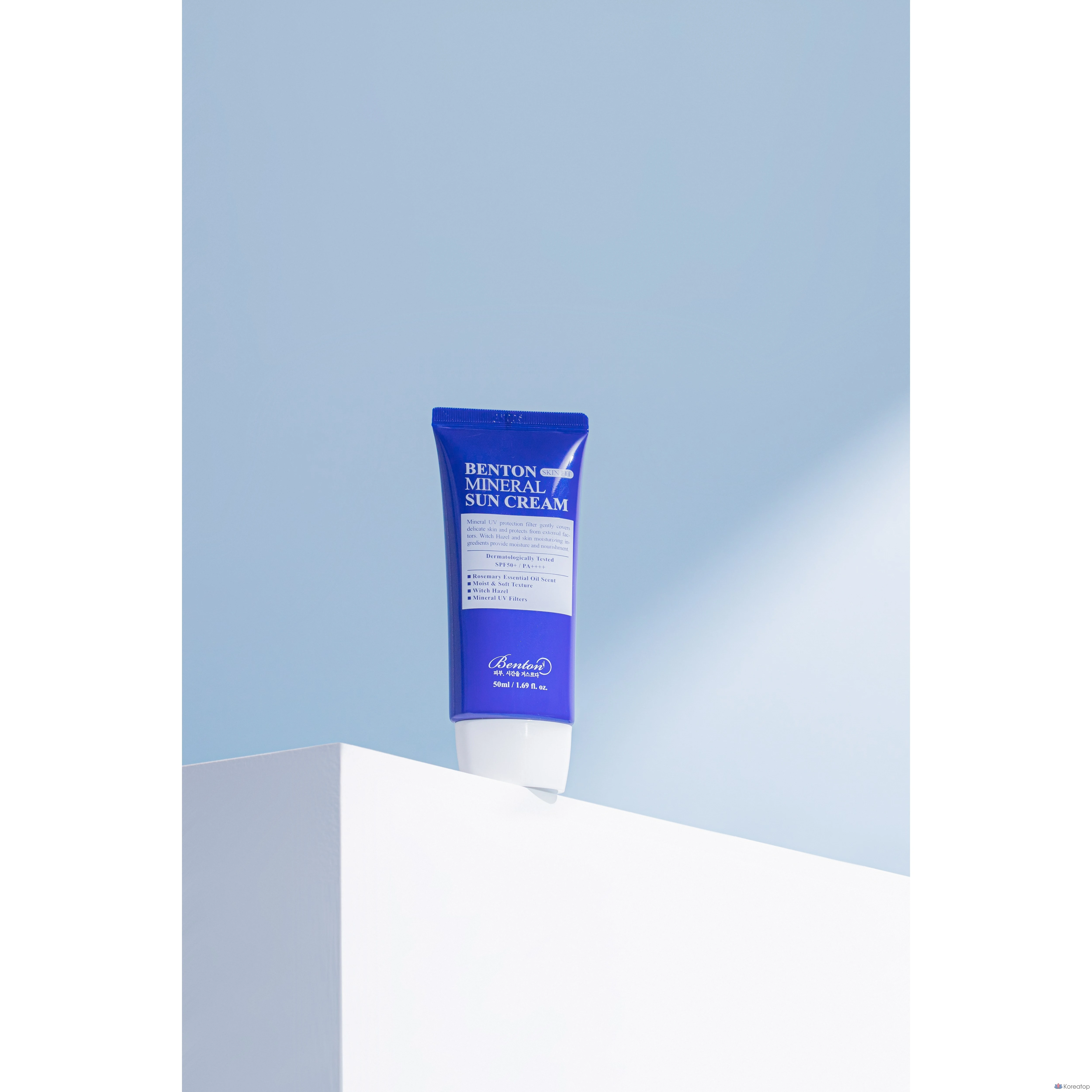 Солнцезащитный крем Benton Skin Fit Mineral Sun Cream SPF50+ PA++++, 50 мл, 1 шт.
