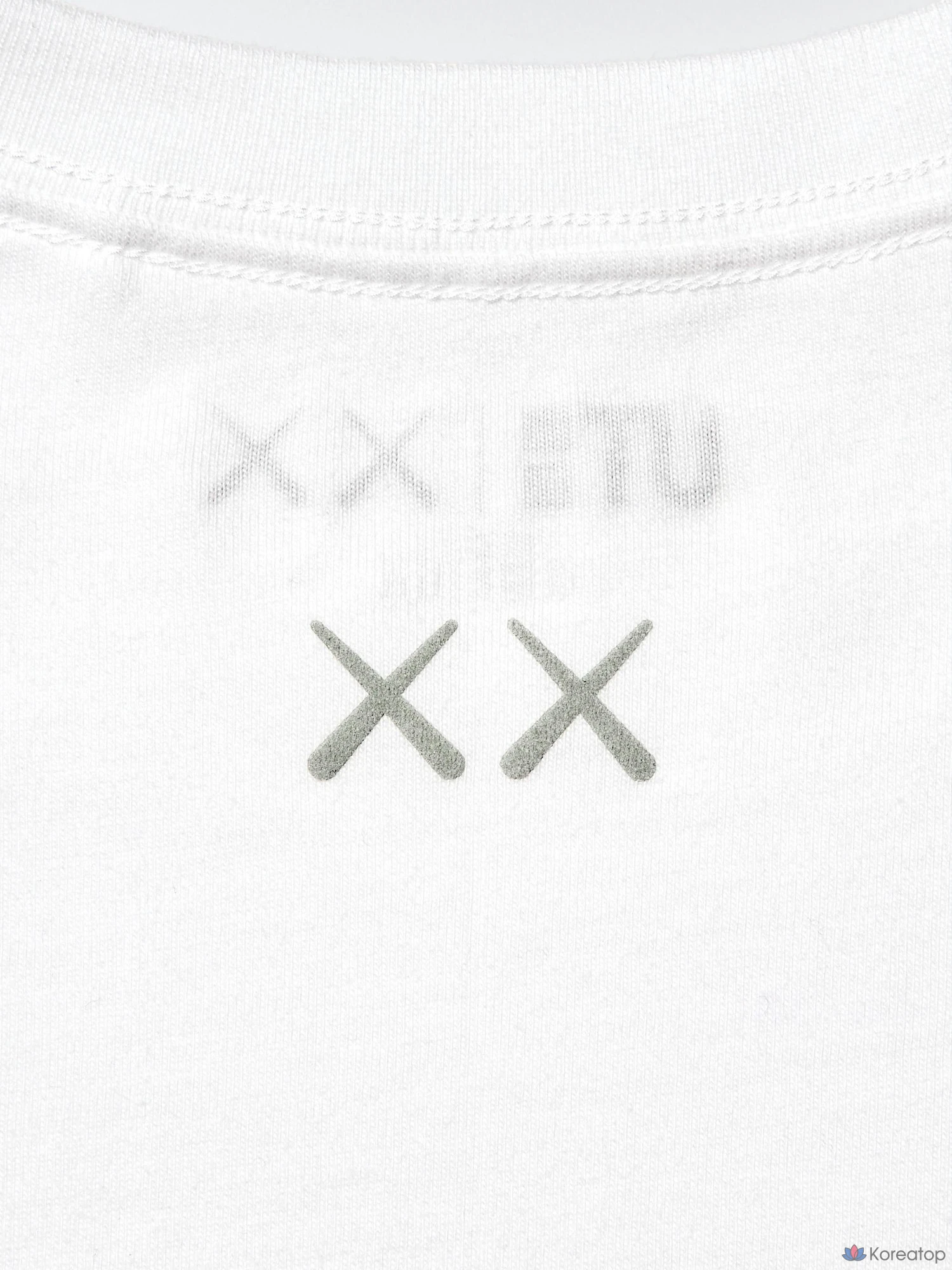 Футболка детская Uniqlo KAWS Universe UT Graphic T-Shirt, черный