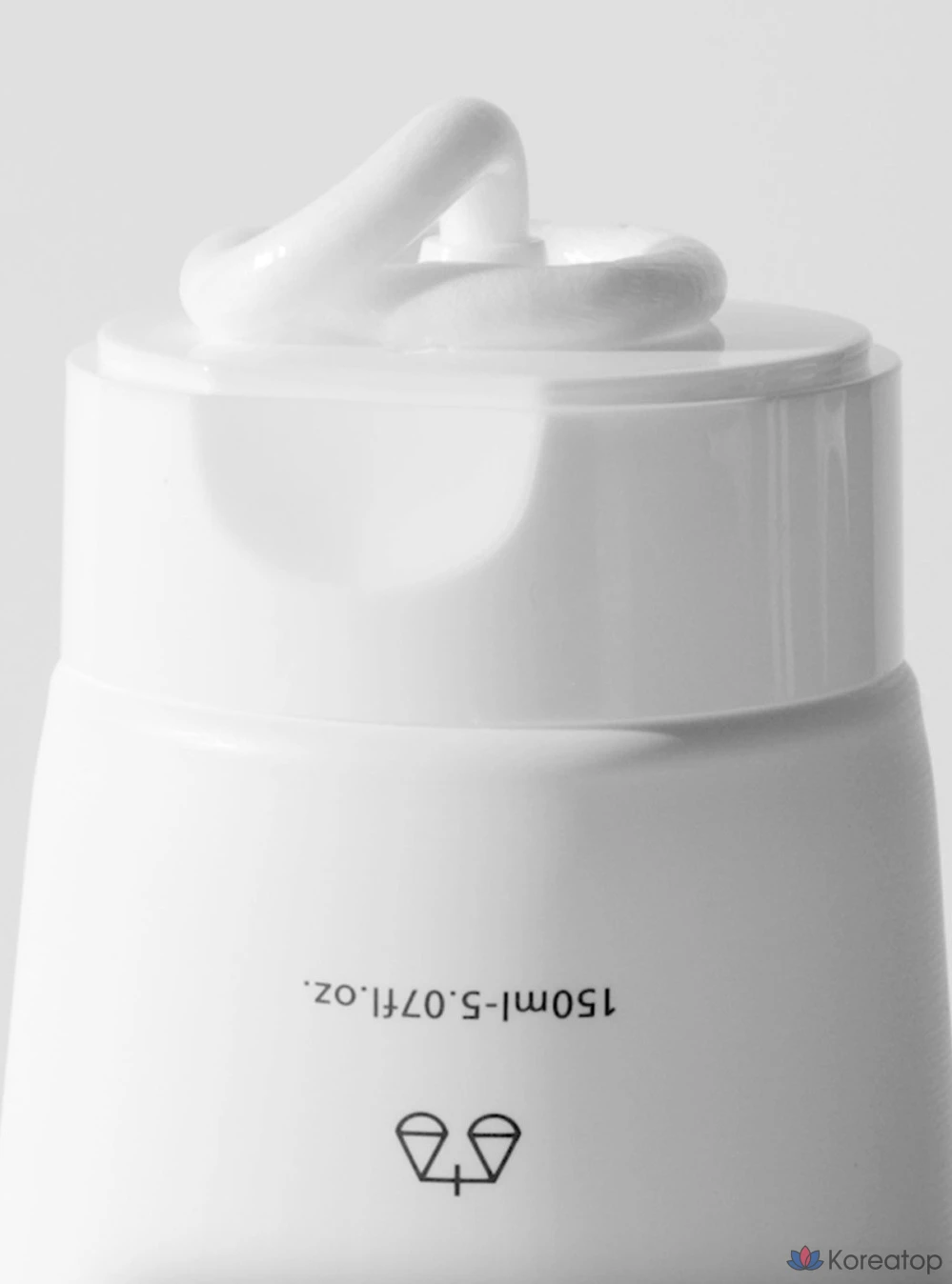 Очищающая пенка LAGOM Cellup Micro Foam Cleanser, 150 мл, 1 шт.