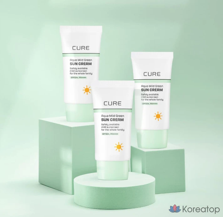 Солнцезащитный крем KIM JEONG MOON Aloe Cure Aqua Mild Green Sun Cream SPF50+ PA++++, 40 мл, 1 шт.