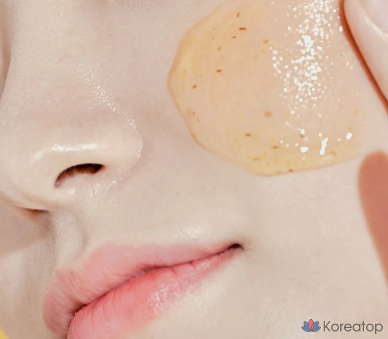 Тканевая маска для лица HYGGEE Relief Chamomile Mask, 95 мл, 1 шт.