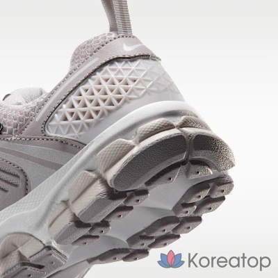 Кроссовки мужские Nike Zoom Vomero 5 SE SP, фото 8