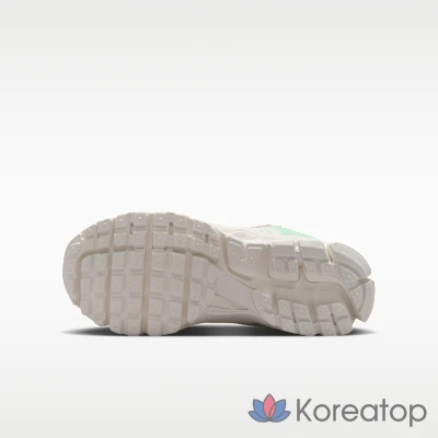 Кроссовки мужские Nike Zoom Vomero 5 SE SP, фото 2