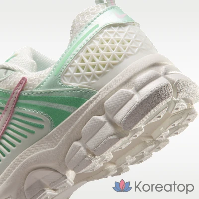 Кроссовки мужские Nike Zoom Vomero 5 SE SP, фото 8