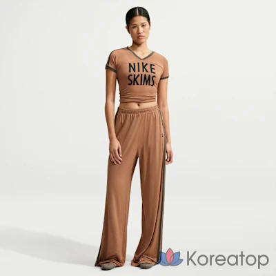 Топ женский Nike Skims Stretch Knit V-Neck Short Sleeve Top, фото 4