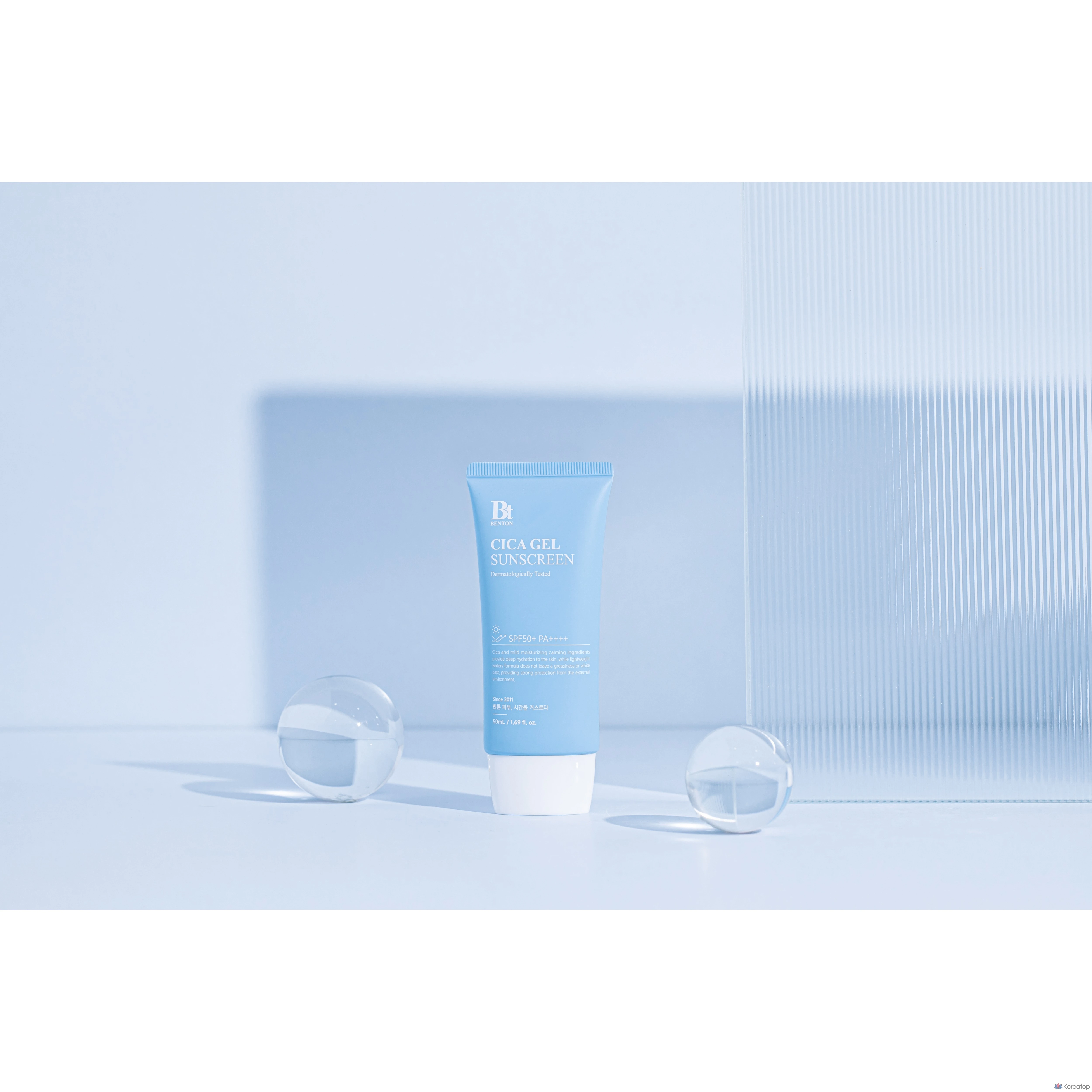 Солнцезащитный крем-сыворотка Benton Cica Moisture Sun Serum SPF50+ PA++++, 50 мл, 1 шт.