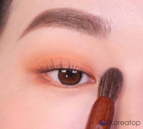 Кисть для макияжа Too Cool For School Artist Vegan Define Blender Brush, смешанный цвет, 1 шт.