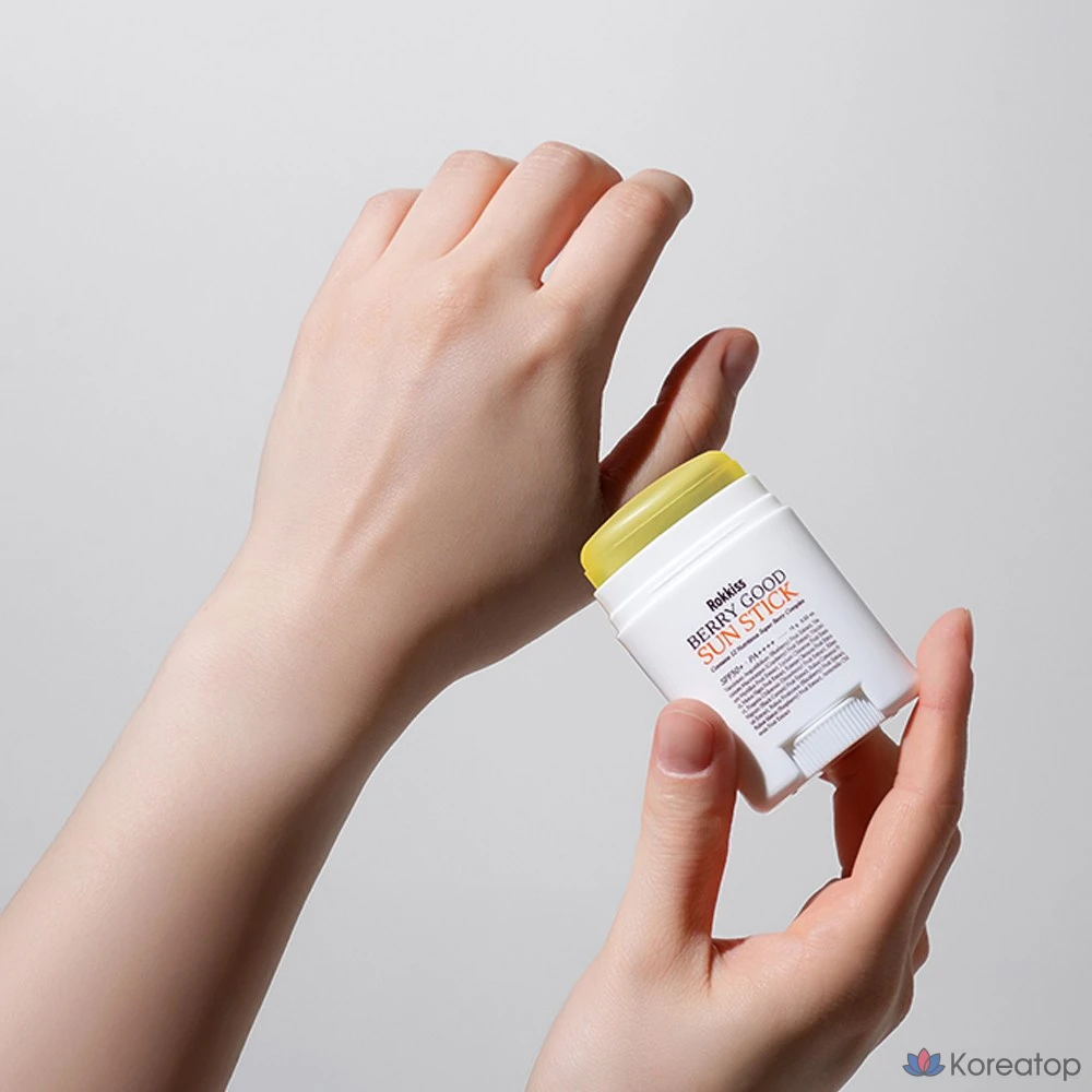 Солнцезащитный стик Rokkiss Berry Good Sun Stick SPF50+ PA++++, 15 г, 1 шт.