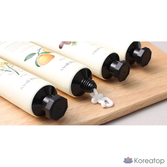 Набор для ухода MediFlower Bonita Garden 6-piece Hand Cream Set + Shopping Bag, 2 шт.