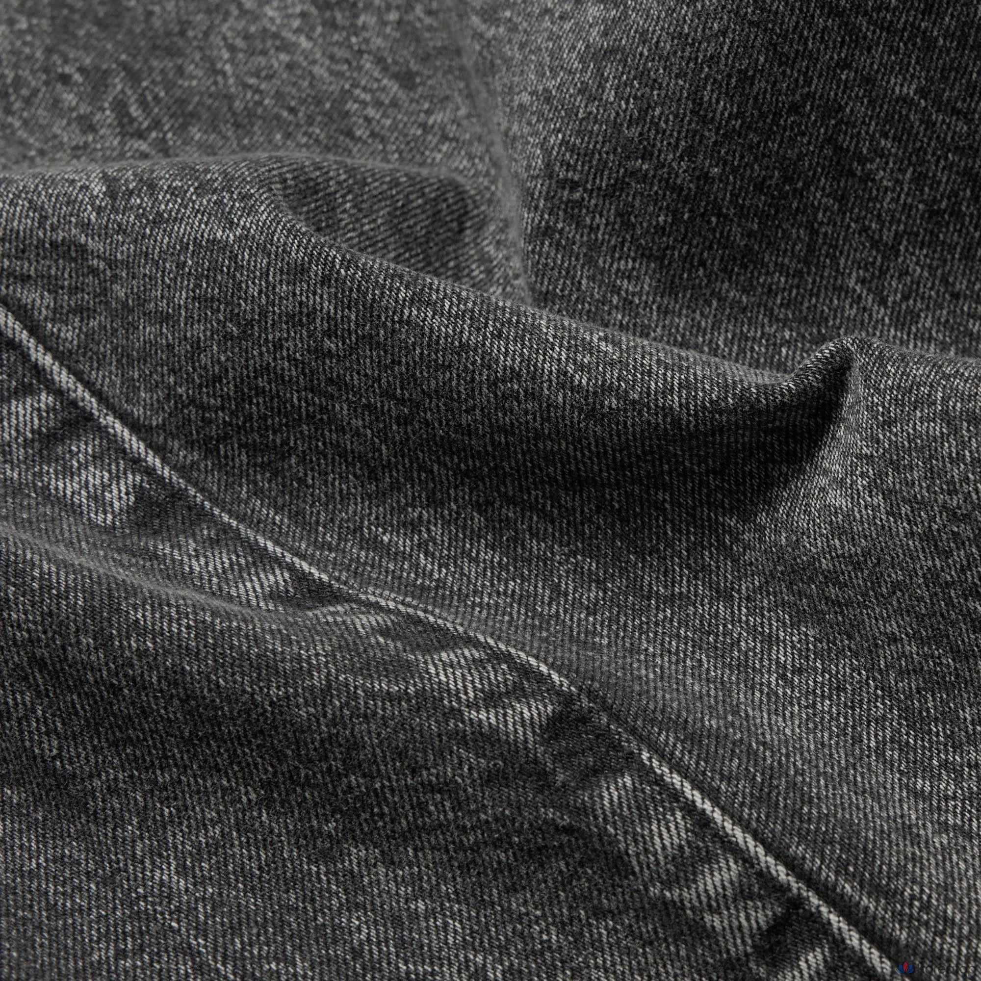 Джинсы Uniqlo 3D Barrel Jeans, длина ноги 72.5-75.5 см