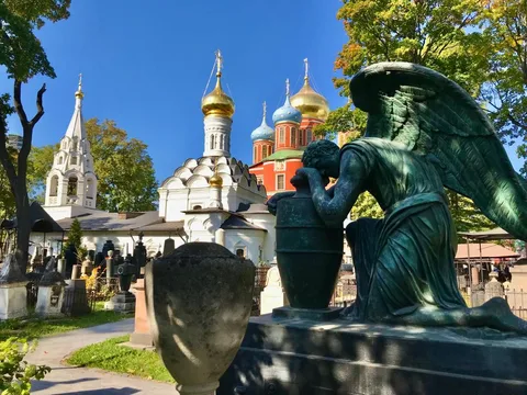 Судьбы Донского монастыря и дворянского некрополя