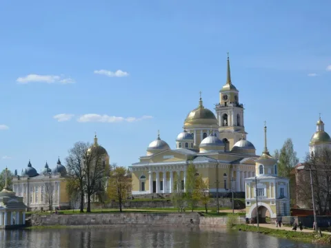 Селигер становится ближе: из Москвы в Осташков и Нилову пустынь