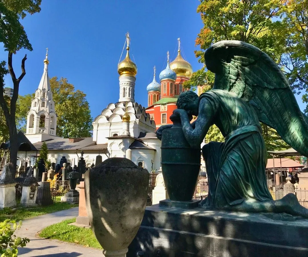 Групповая экскурсия «Судьбы Донского монастыря и дворянского некрополя»