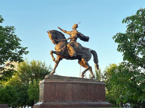 Пешком по Ташкенту: от современной столицы до исторического старого города