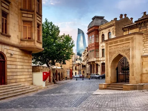 Влюбись в Баку с первого свидания!