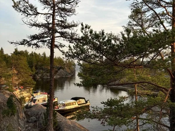 Ладожские шхеры и водопад Белые мосты (Юканкоски)