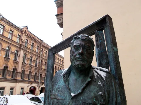 По местам Довлатова в Петербурге