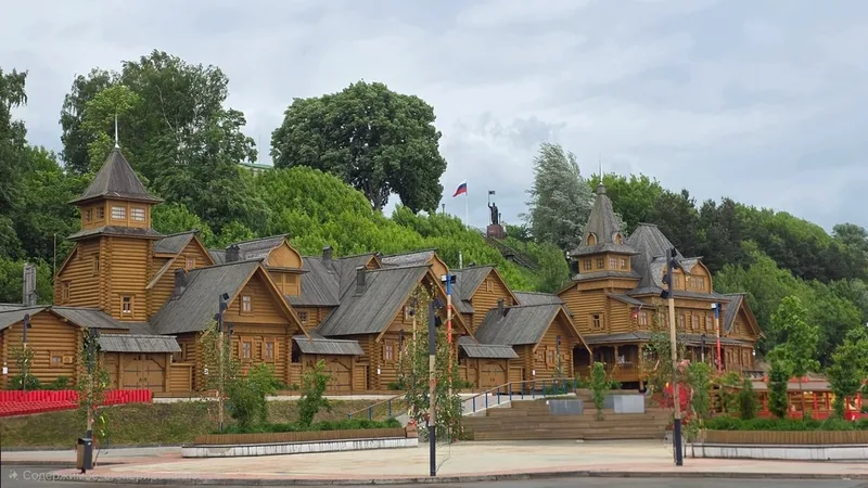Никонова