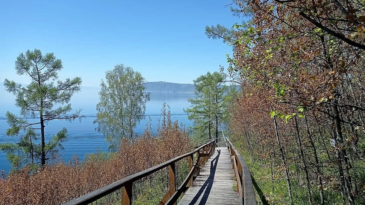Листвянка — ворота Байкала
