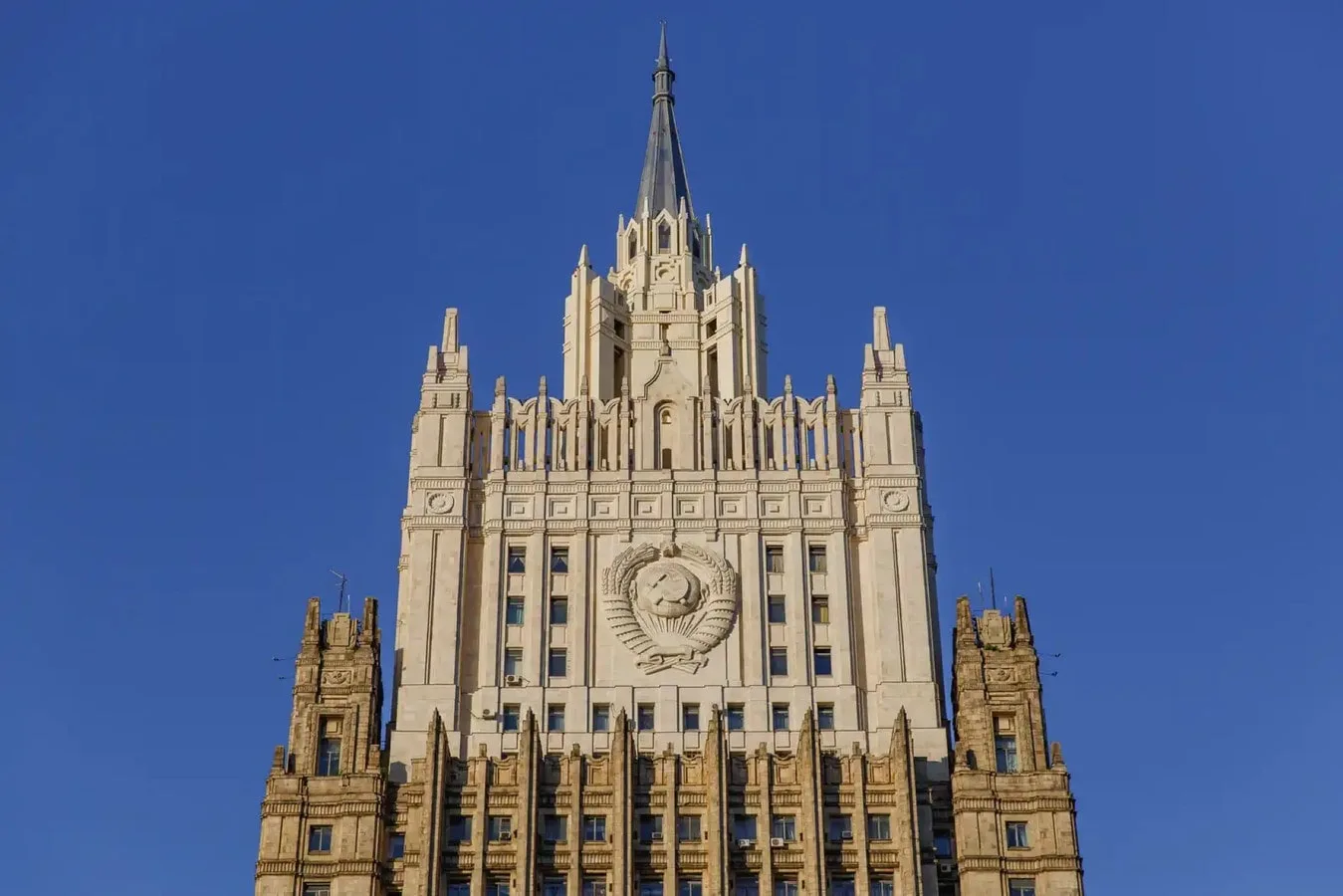 Семь сестёр, или Сталинские высотки