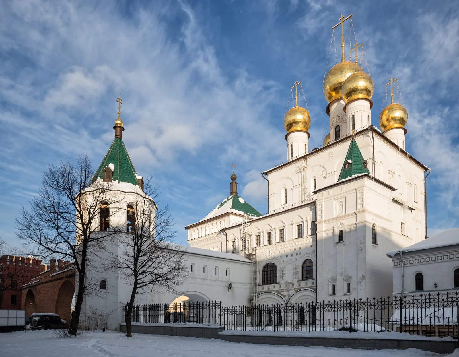 Пески Петербурга: парадные, доходные дома и дворы-колодцы