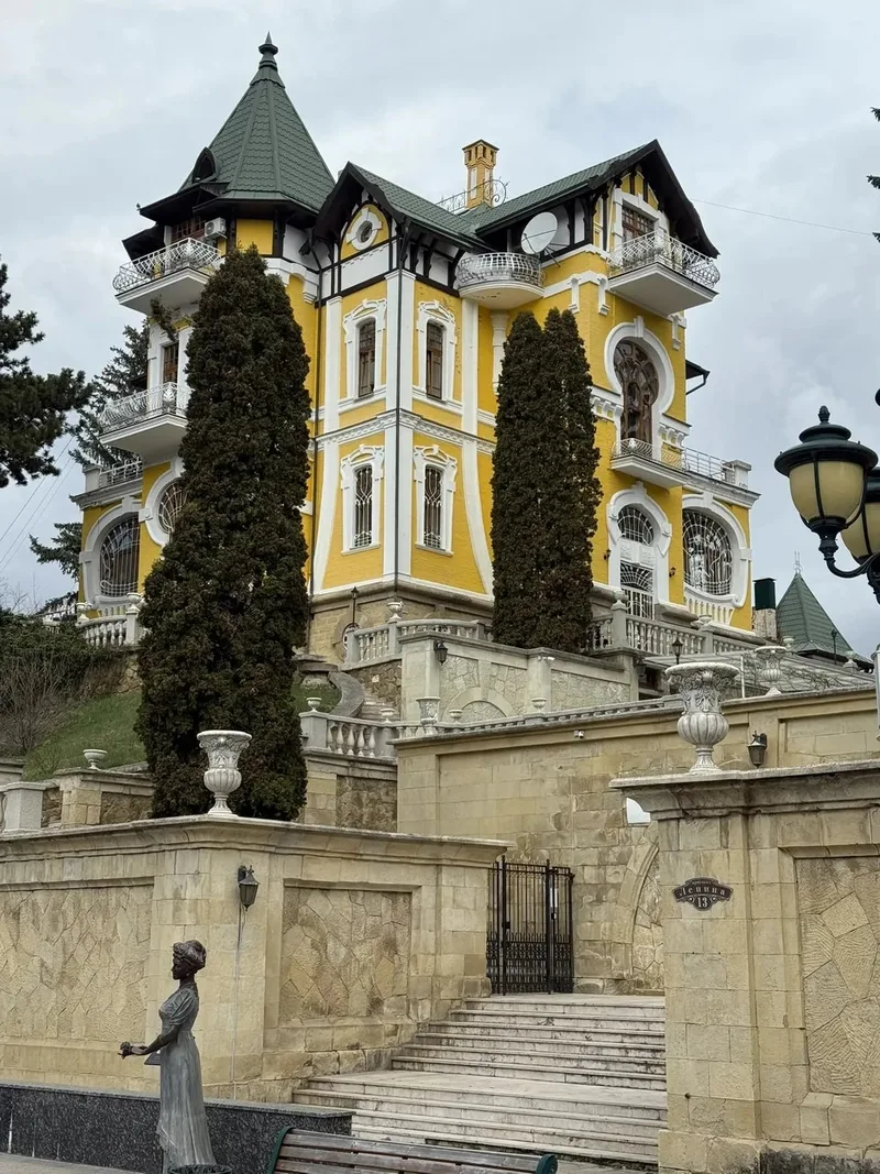 Роман