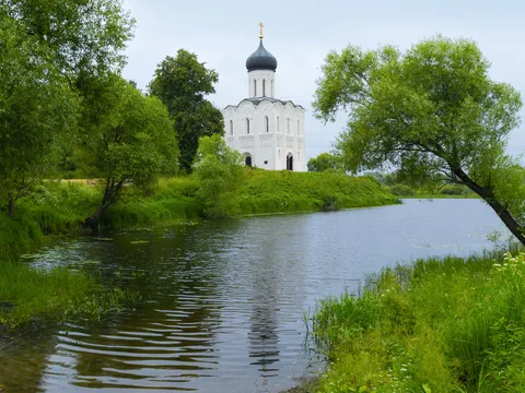 Семейная экскурсия по Боголюбово и Владимиру для взрослых и детей