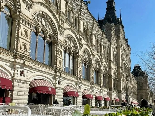 Экскурсия по ГУМу в мини-группе «Эпохи главной витрины страны»