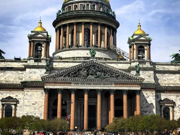 Секреты Исаакиевского собора: экскурсия и билет с проходом без очереди