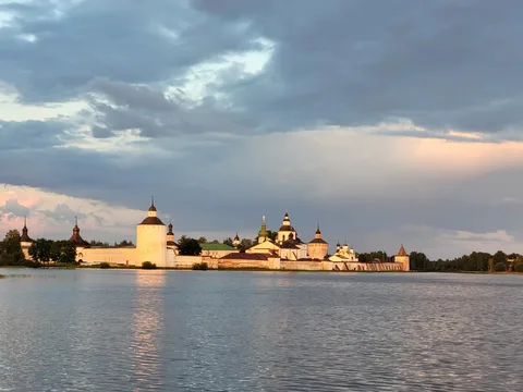 Вокруг Кирилло-Белозерского монастыря