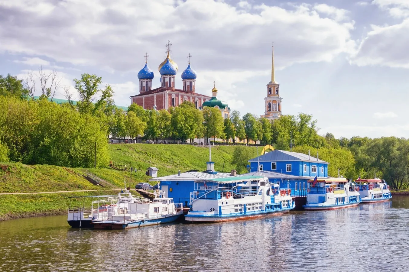 Семейная прогулка по Рязани: вековые традиции и городские истории